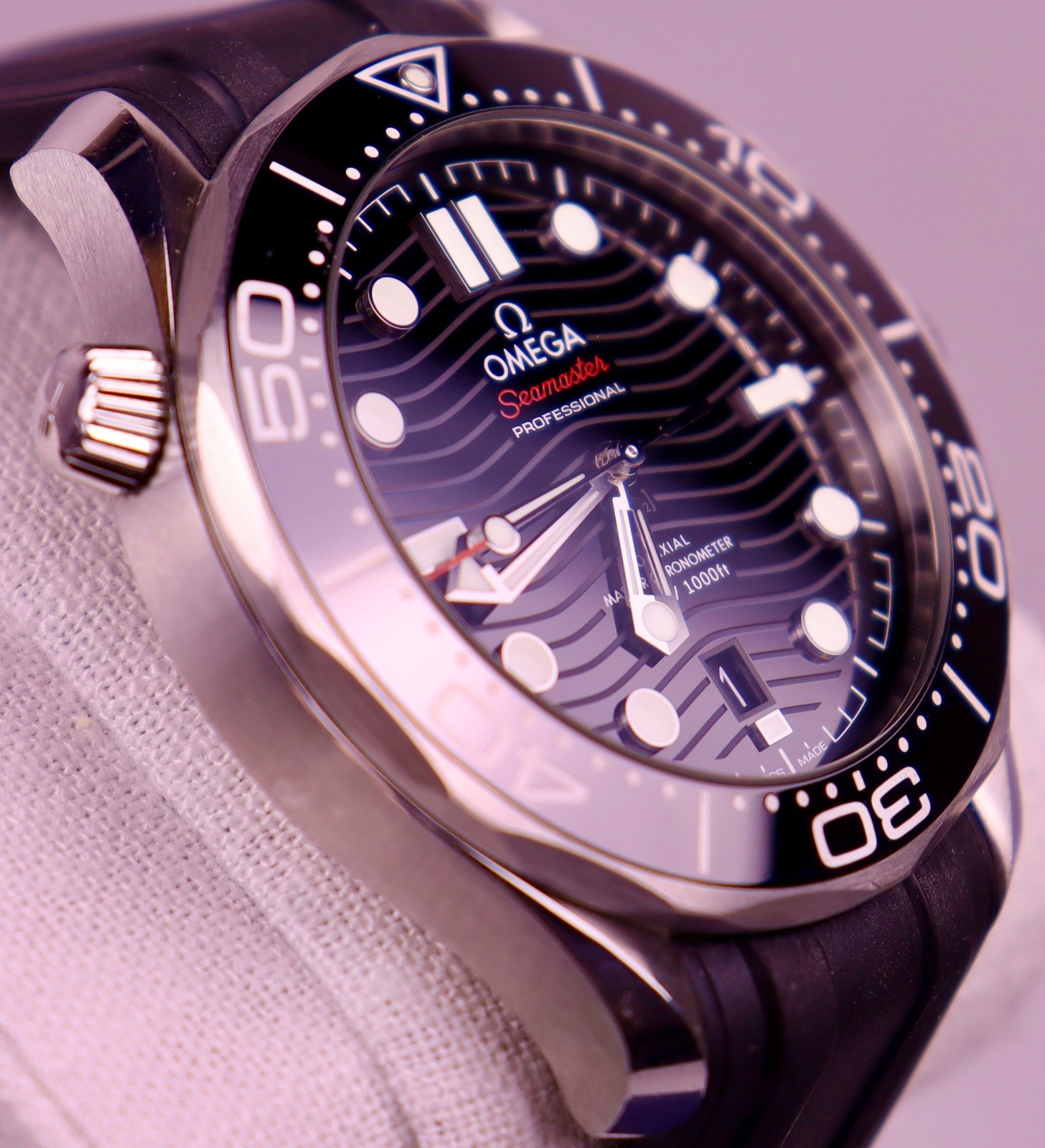 Omega Seamaster Professional 300 Rubber (Black) Ref. 210.32.42.20.01 Case #553
