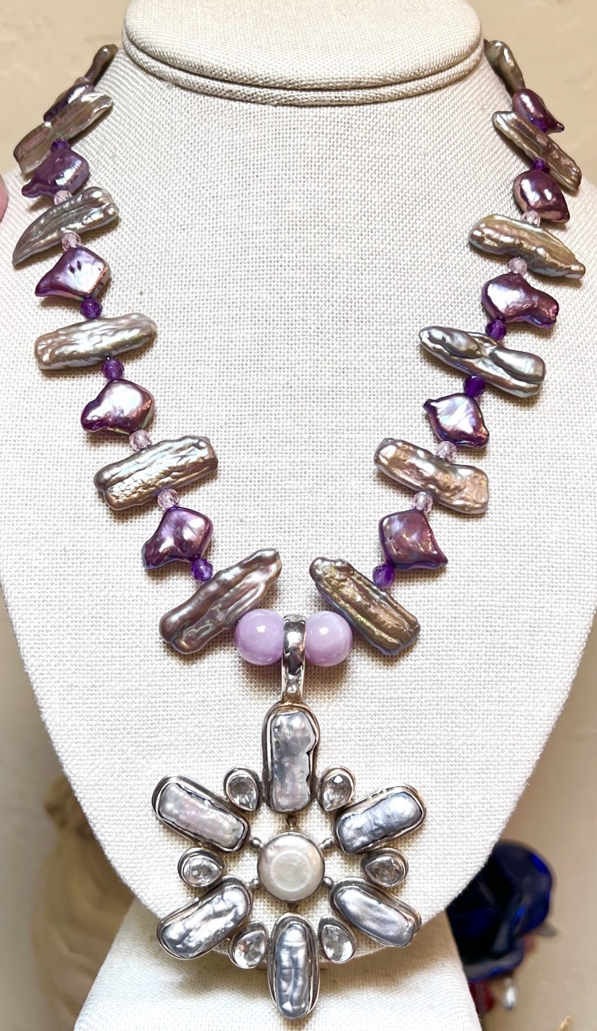 BEAUTIFUL Sterling Silver Purple, Blue, Silver Lustrous Pearl & Zircon Necklace
