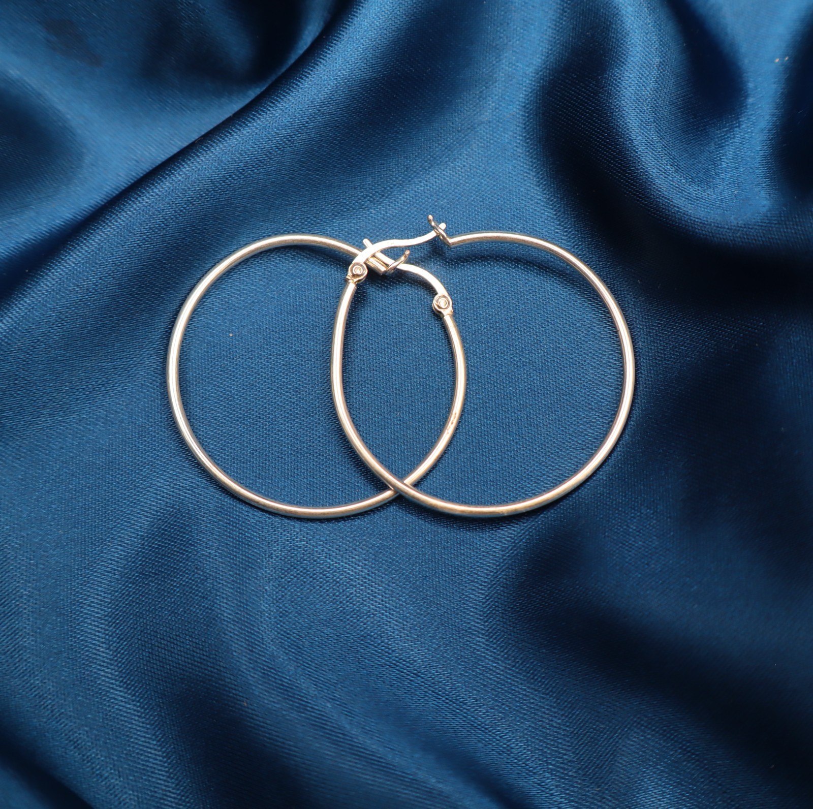 Vtg 1.5″ Classic English Lock Hoop Sterling Silver Earrings Stamped 925 TH