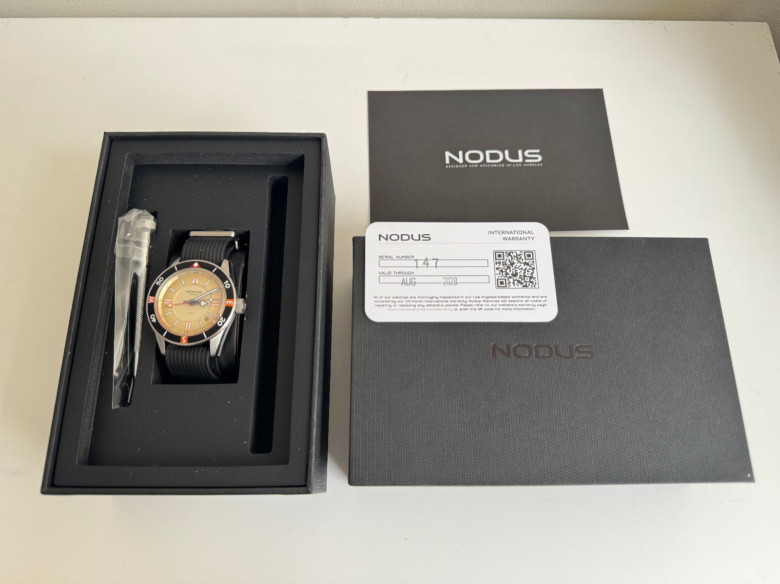 Nodus Nomad Gobi Watch 40mm EXCELLENT CONDITION w/ Original Box, Papers