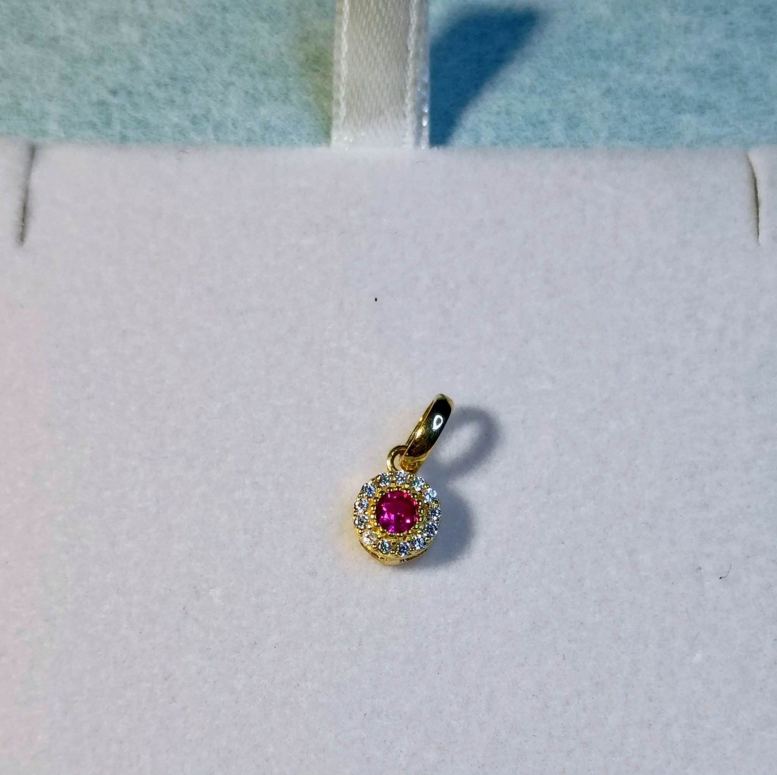 10K Yellow Gold Pink/Red Gemstone & White Sapphire Halo Pendant Charm C Pictures