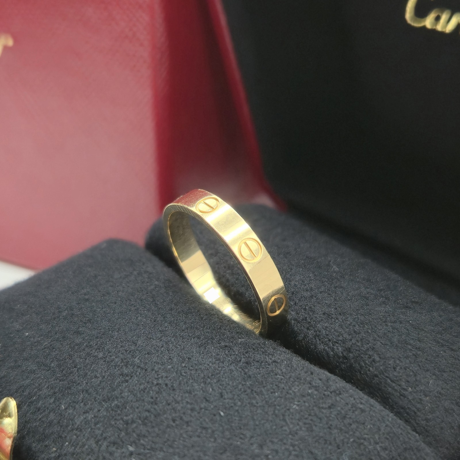 Cartier Love Ring Small Model Size 57 Yellow Gold Au 750 W/ Receipt Certificate