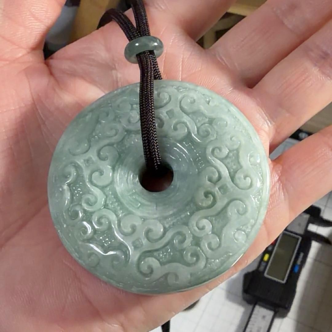 Japanese jade necklace CS0765 Natural Genuine Jade (Guaranteed Authenticity) Pen