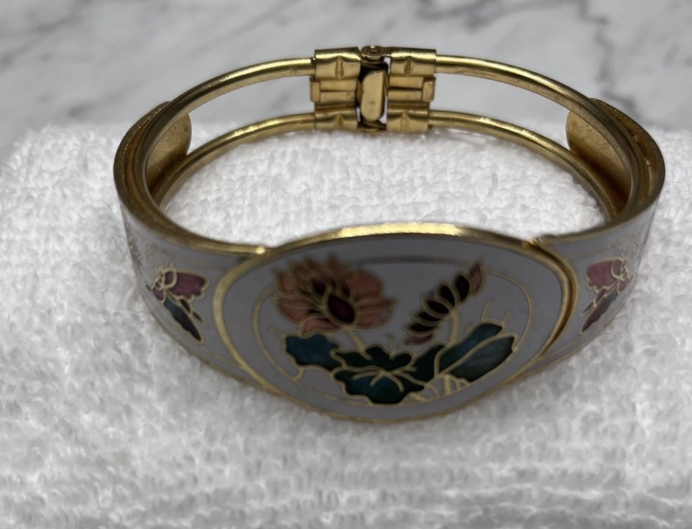 Vintage Butterfly Cloisonné Hinged Clamper Bracelet White Blue Floral 7.5”