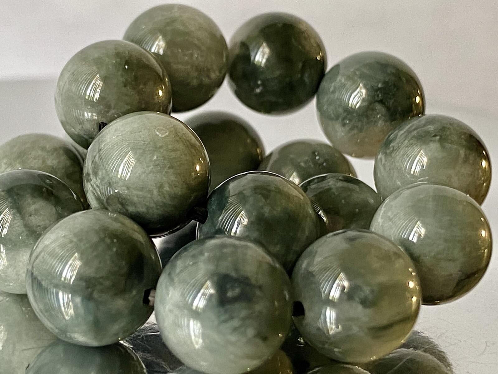 7.4″ “Lux Sheen/Extra Grade”~ Grey CHRYSOBERYL CAT’S EYE Bracelet P1407