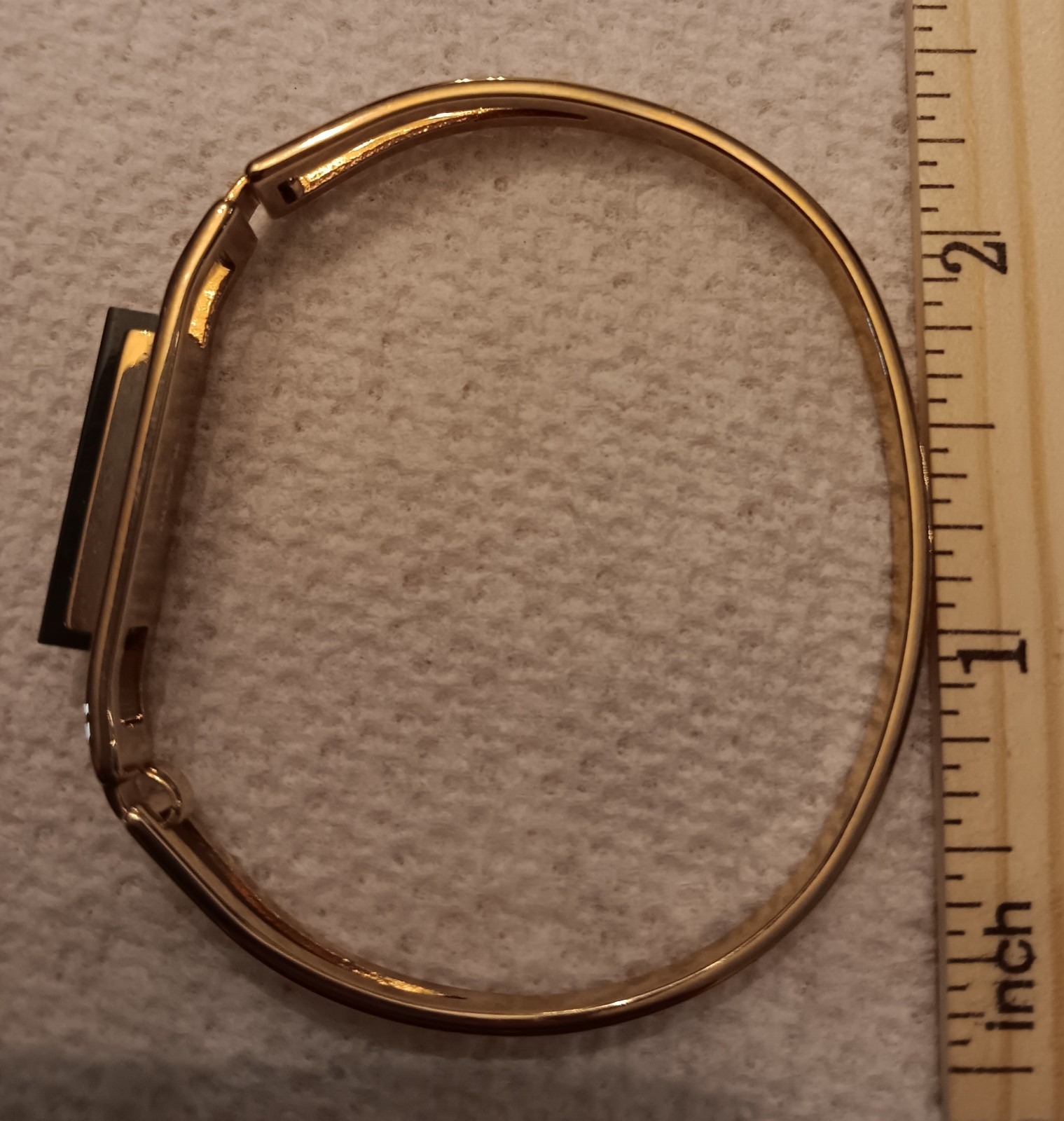 Avon 3 Faux Jade Ring, Earring And Braclet Vintage