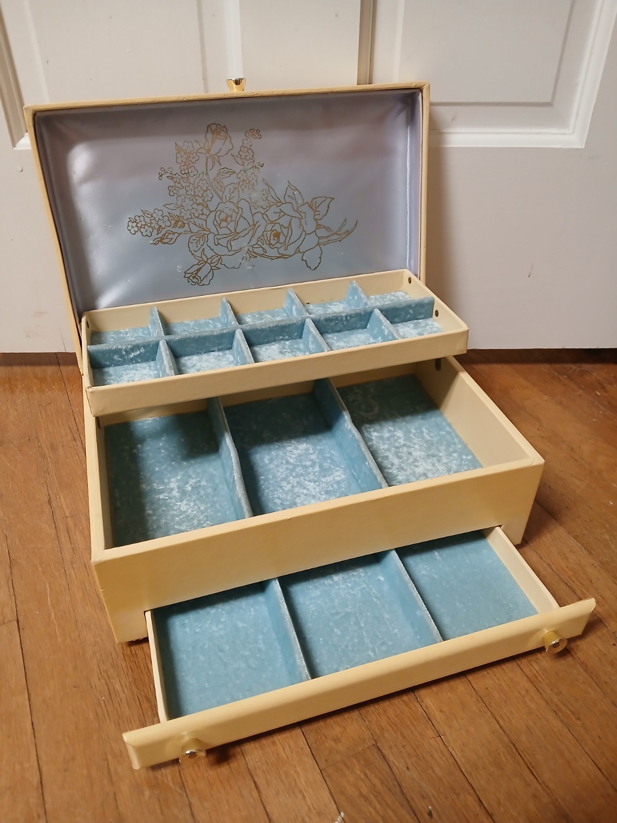 Vintage Lady Buxton Large Jewelry Box Velvet Blue Interior Pull Drawer