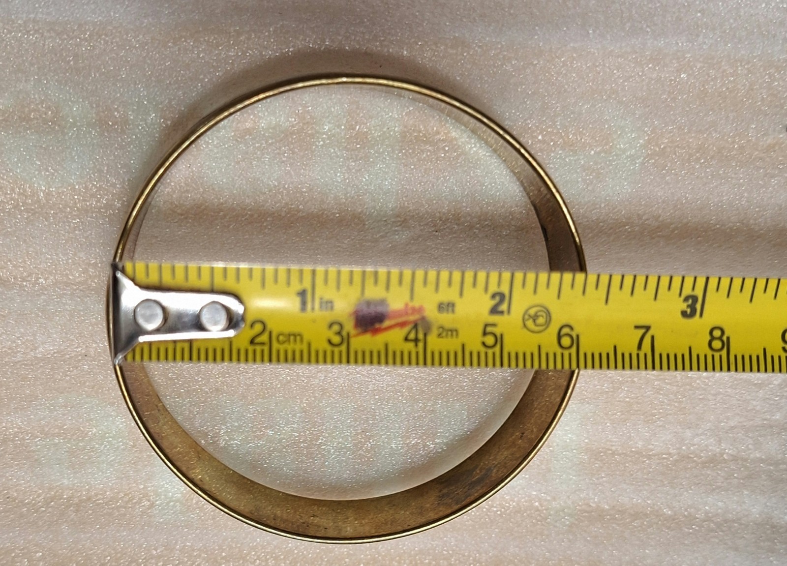 Gold Tone Elephant & Camel Motif Bangle Bracelet Black White Panels Round