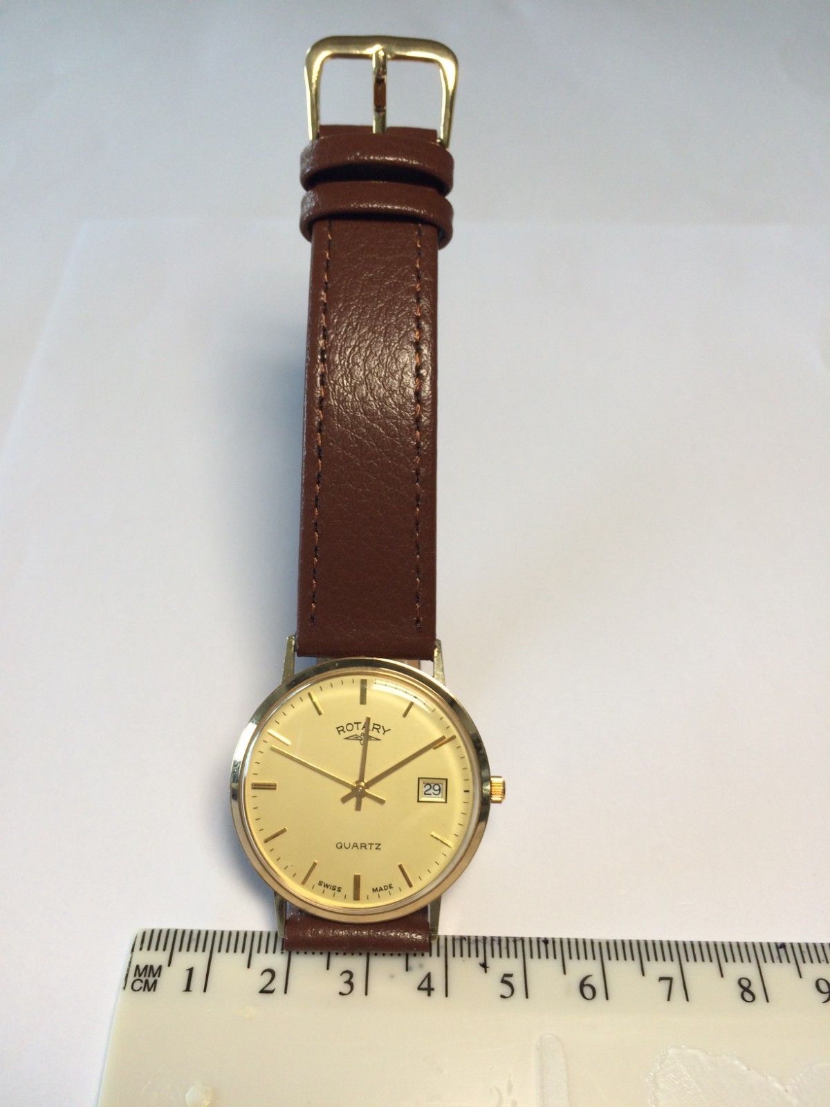 Vintage 9ct Gold Rotary Watch. Swiss. Hallmarked Box & Papers Mint condition