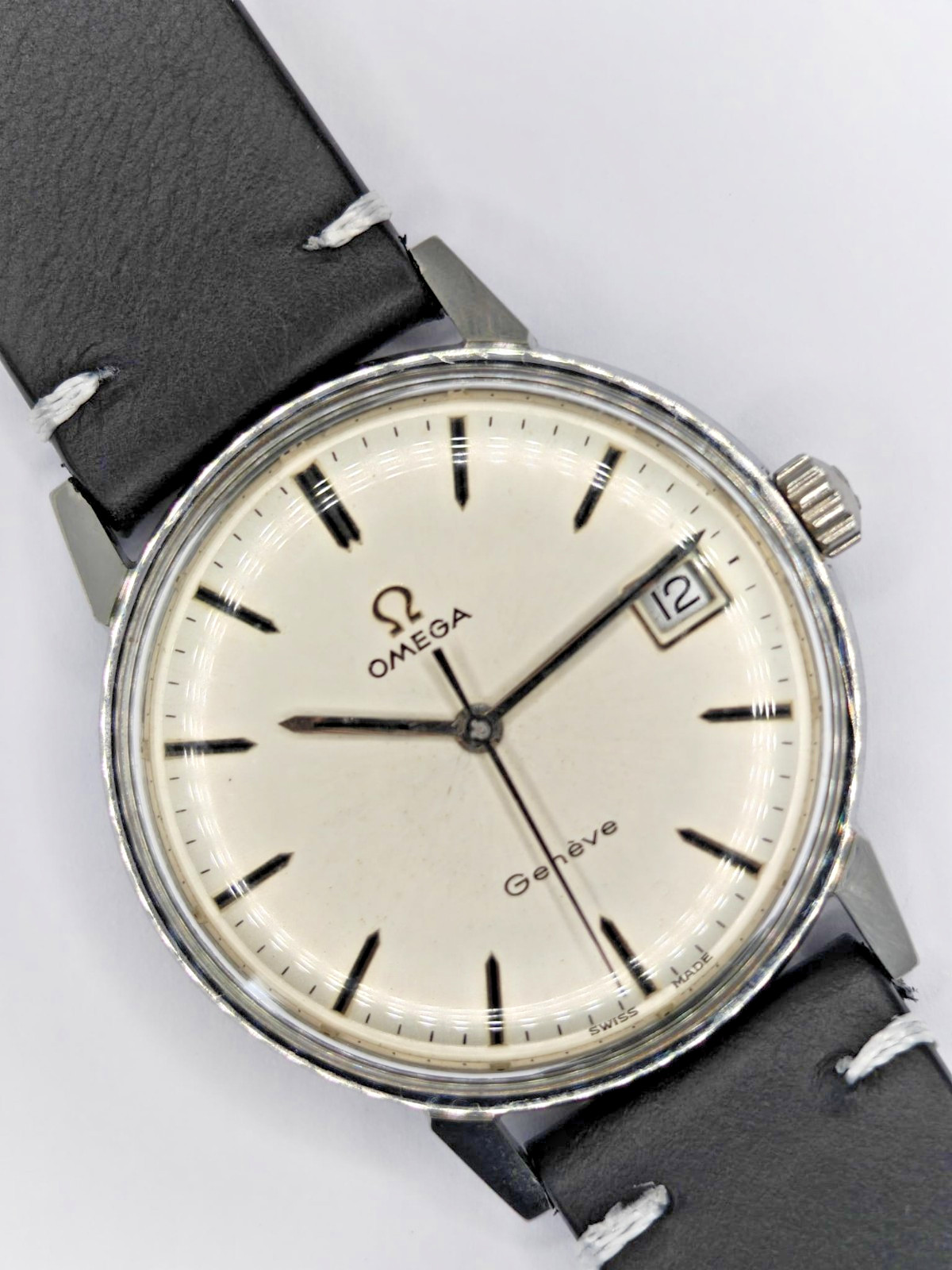 Vintage 1969 Omega Genève 136.011 SP Cal 613 Manual Wind Date 35mm