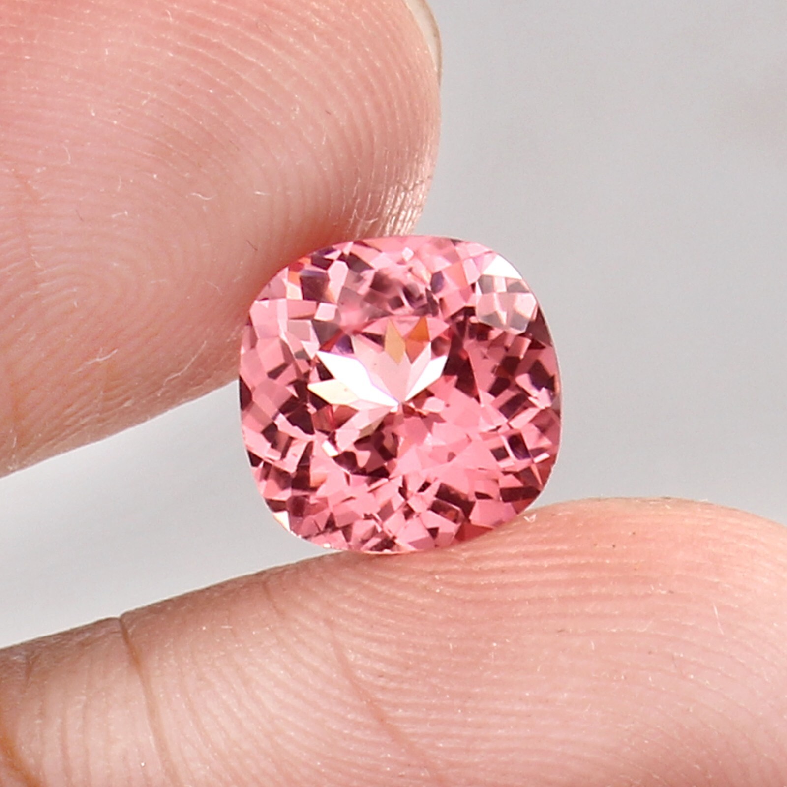 AAA Natural Ceylon Padparadscha Sapphire Loose Cushion Cut Gemstone 8×8 MM