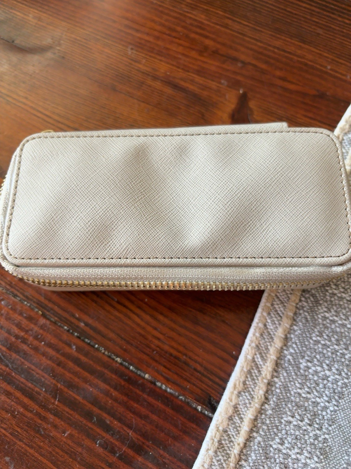 Stackers Travel Jewelry Box Organizer Zip Case Taupe Greige Beige Faux Leather