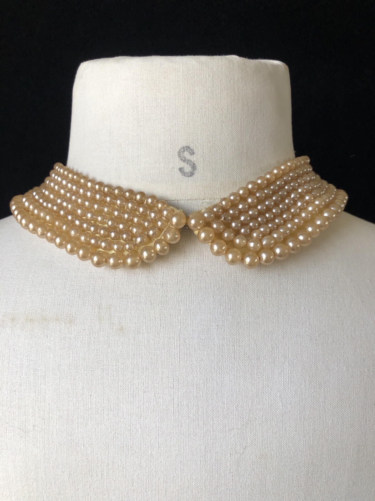 VTG Faux Pearl Beaded Necklace /Collars (4) Japan 1 Bar & Beards Top Hit Fashion
