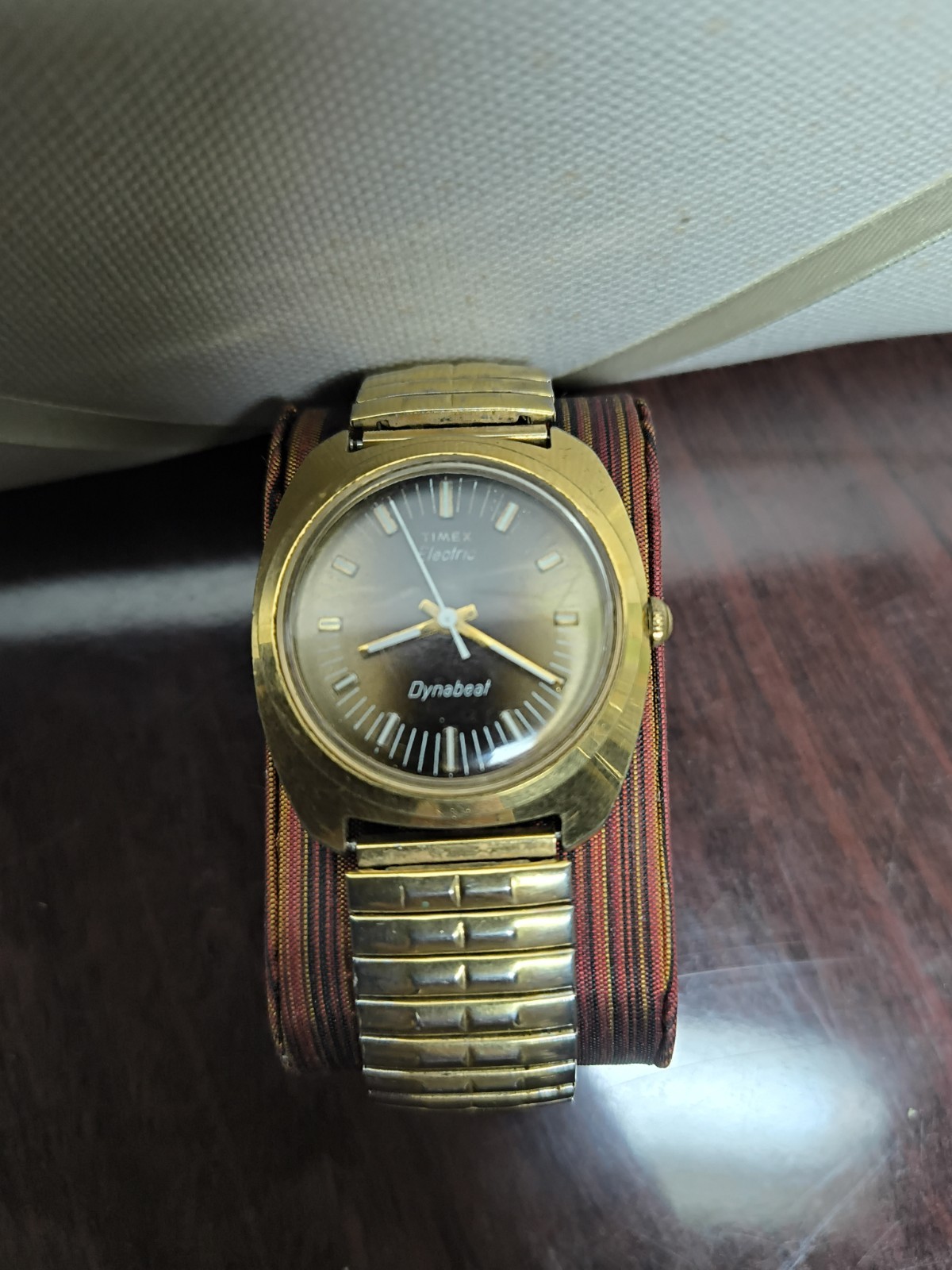Vintage 1976 Timex Electric Dynabeat Mens Watch Brown Fume Dial Gold Tone Case