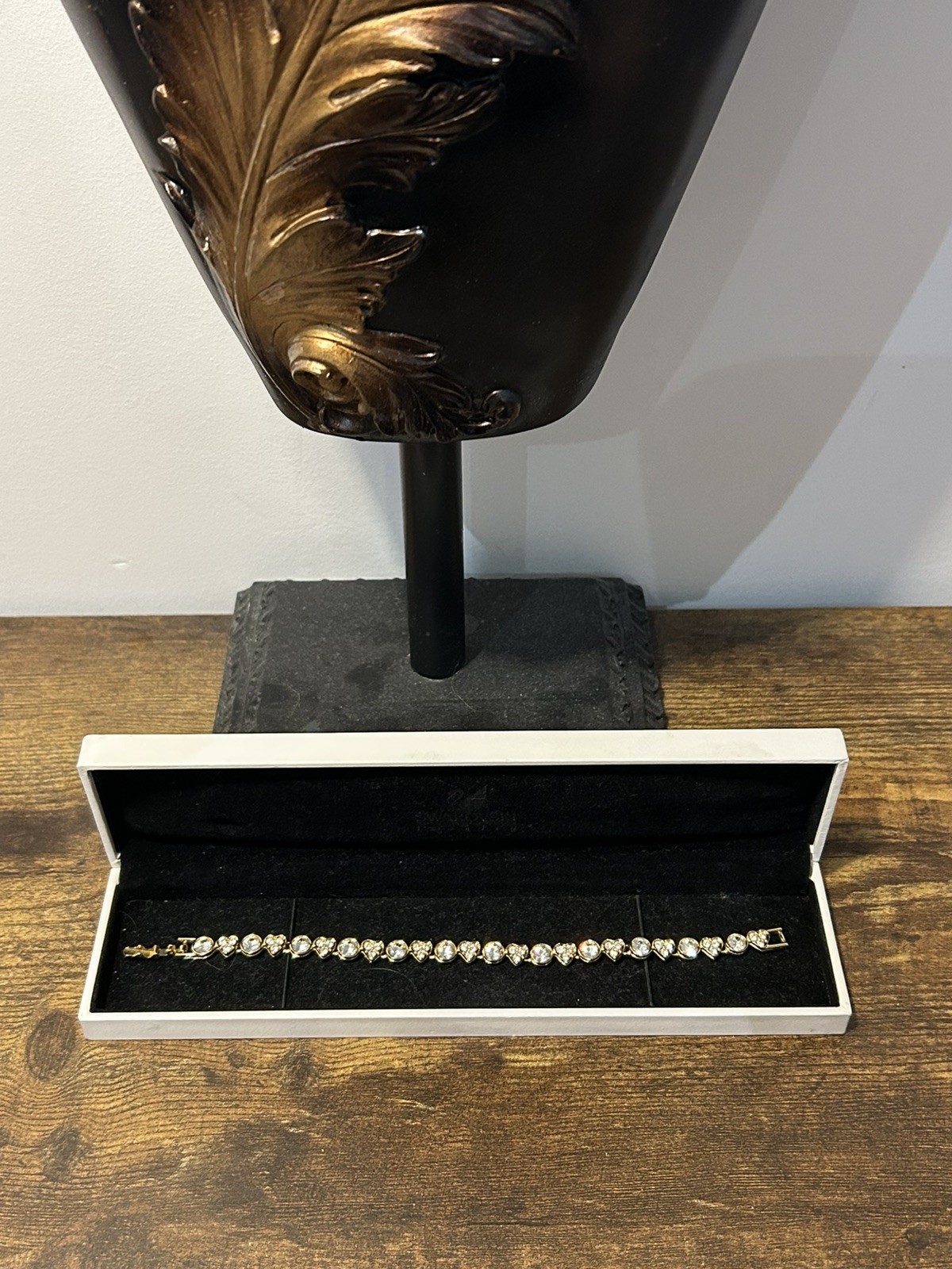 Stunning Swarovski Clear Heart Yellow Gold Plated Tennis Bracelet 18.5 cm approx