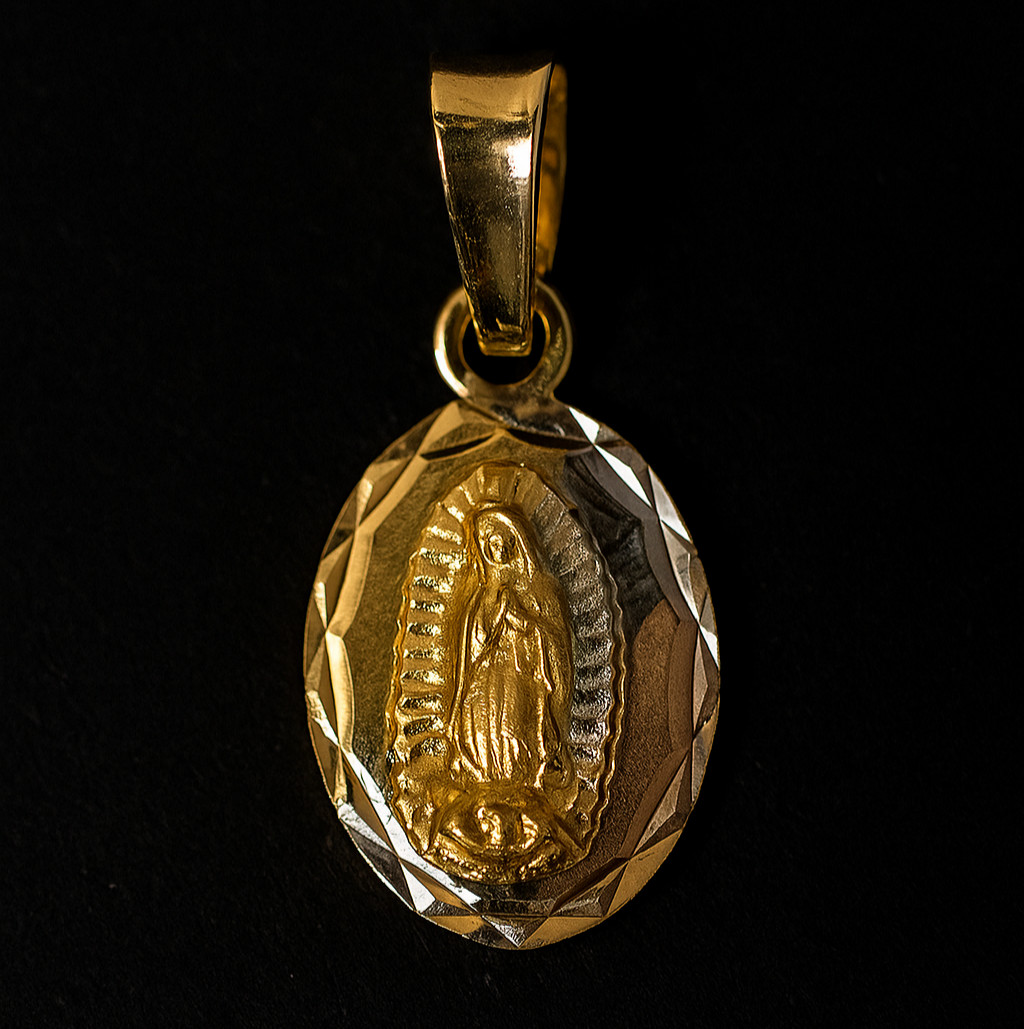 Virgen de Guadalupe Pendant Medalla De La Virgen de Guadalupe Oro Laminado 20×13