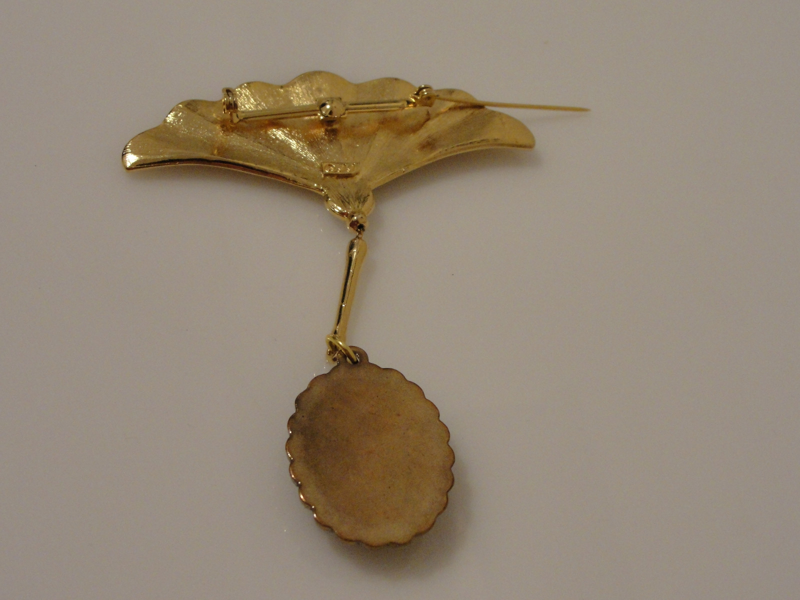 JJ fan pin with cameo dangle modified