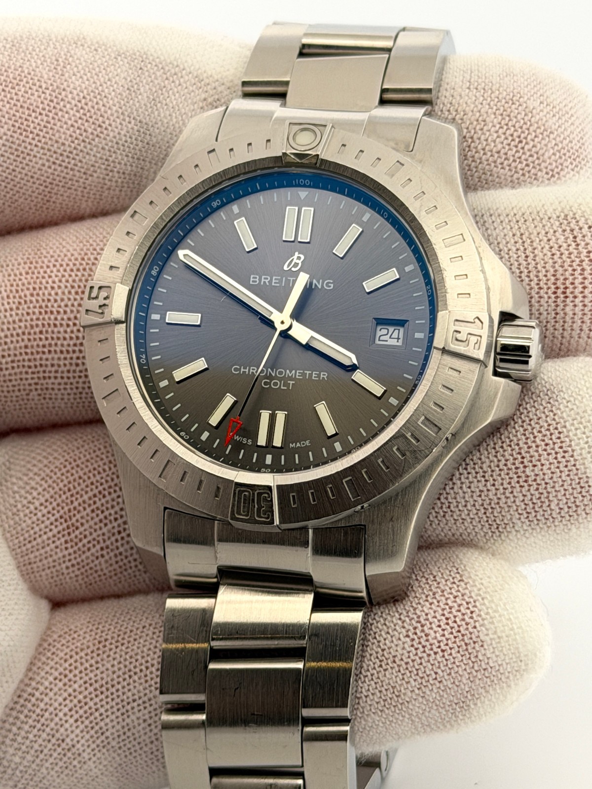 Breitling A17313 Chronometer Colt 41mm Gray Dial Automatic Stainless Steel
