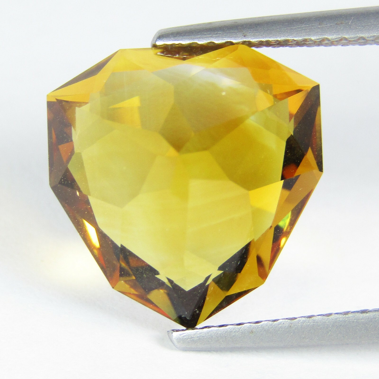 8.86Cts 100% Natural Sparkling Citrine 13.9×13.8mm Trillion Custom Cut Gem VDO