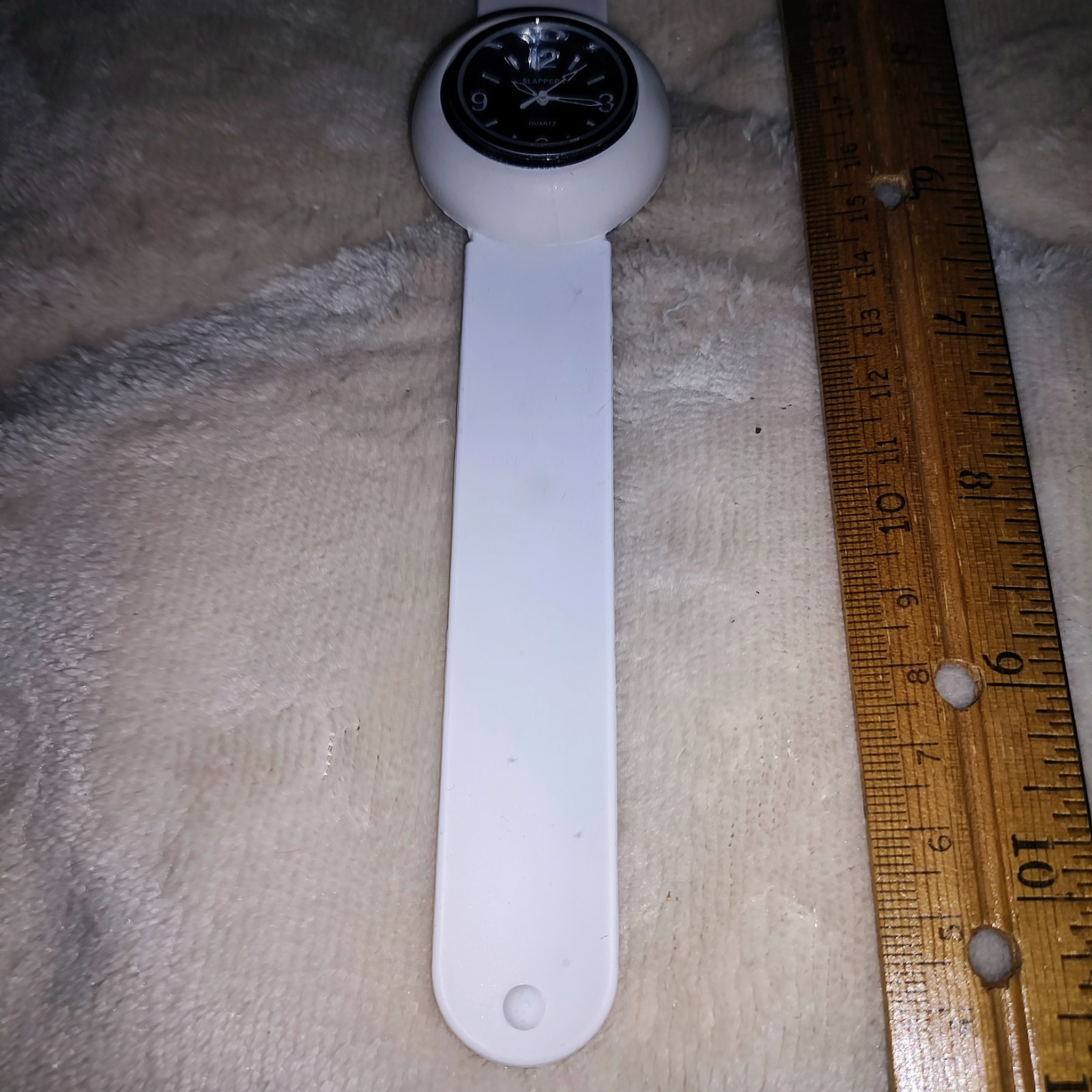 SLAPPERS Original Silicone Slap Watch WHITE WITH BLACK DIAL VINTAGE