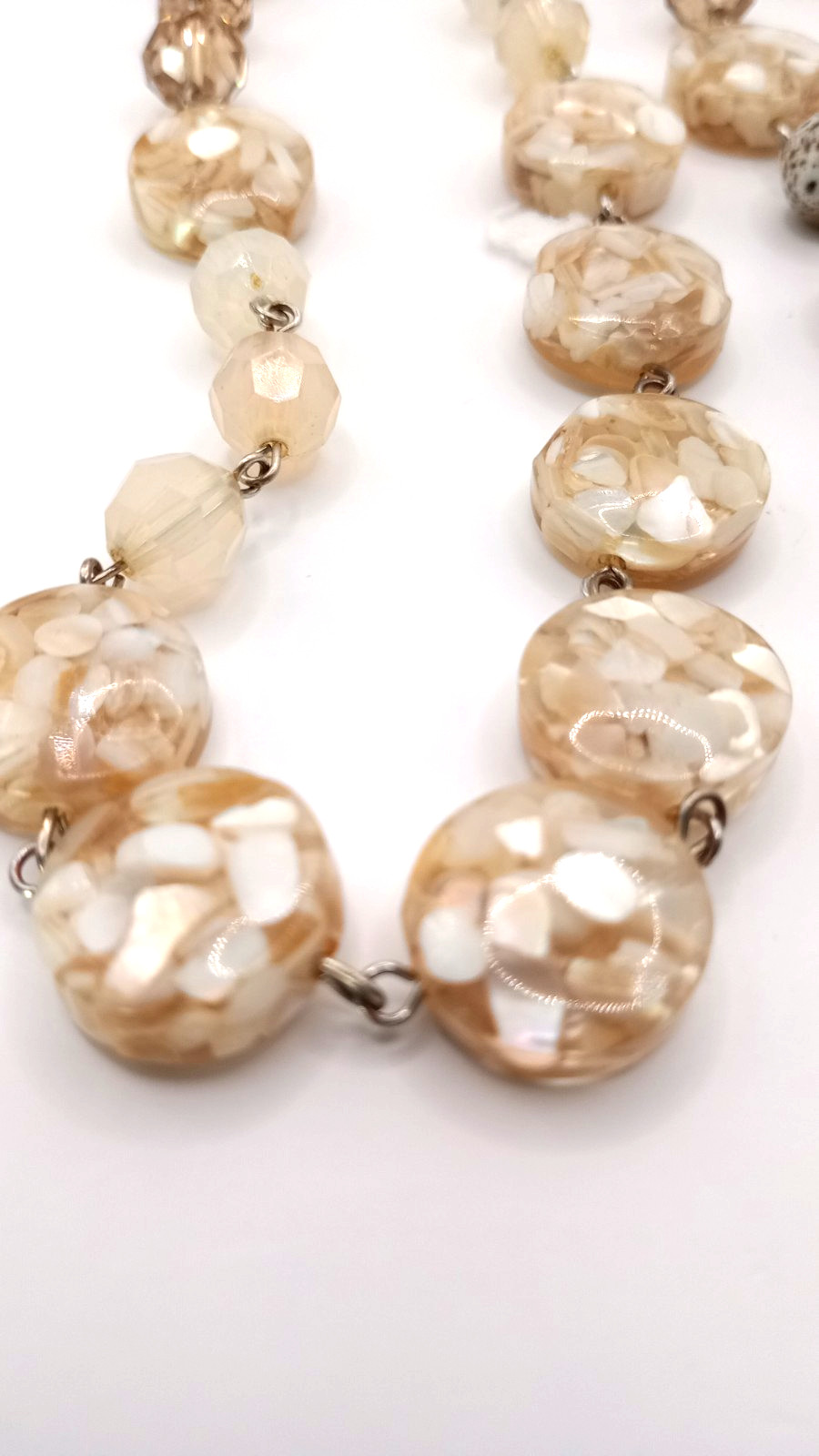 Mother Of Pearl Shell Flat Bead Crystal Necklace Silver Tone 32 to 35 in