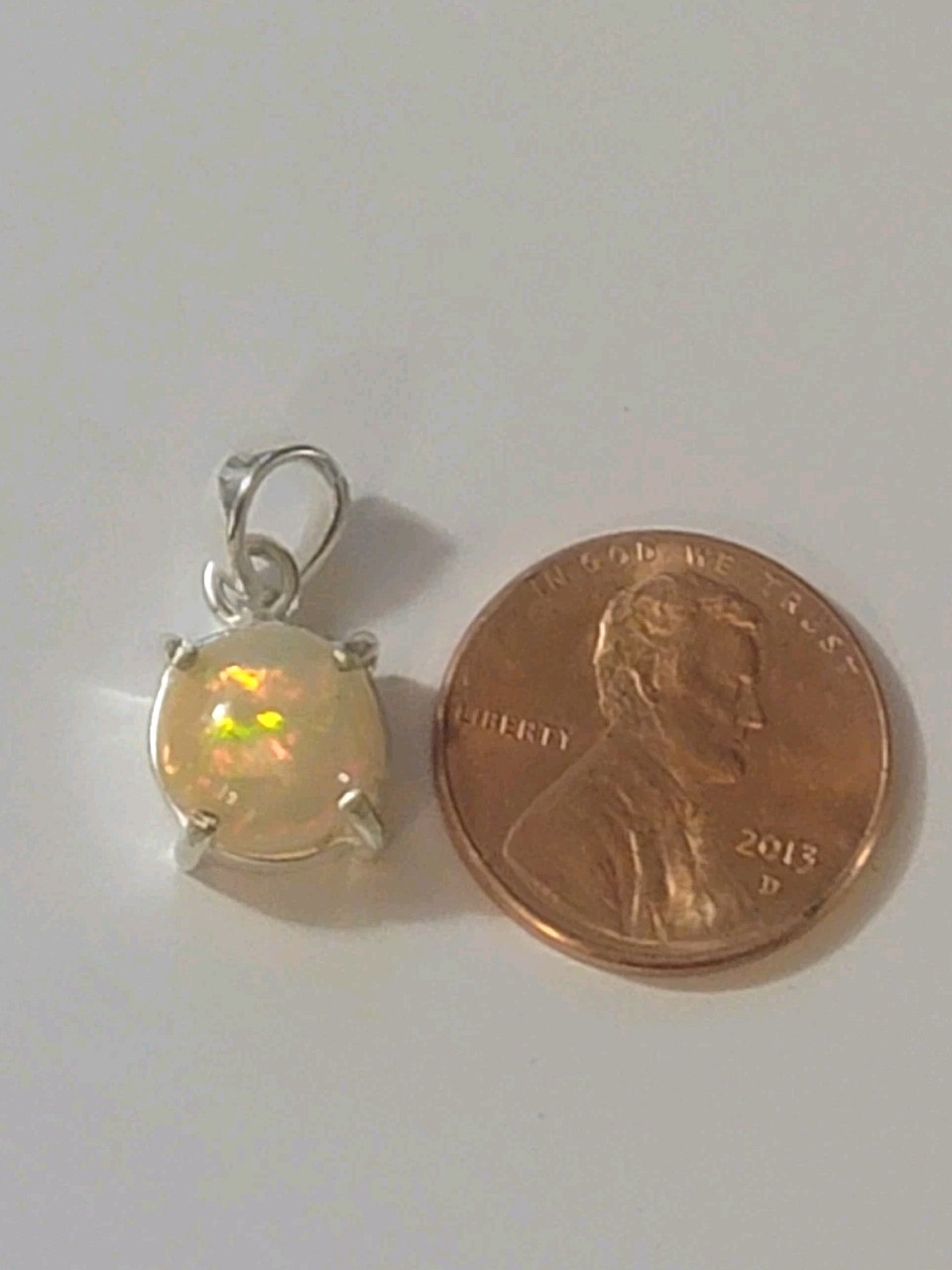 Ethiopian Fire Opal Pendant Round 10mm/925 Sterling Silver (SEE DETAILS)