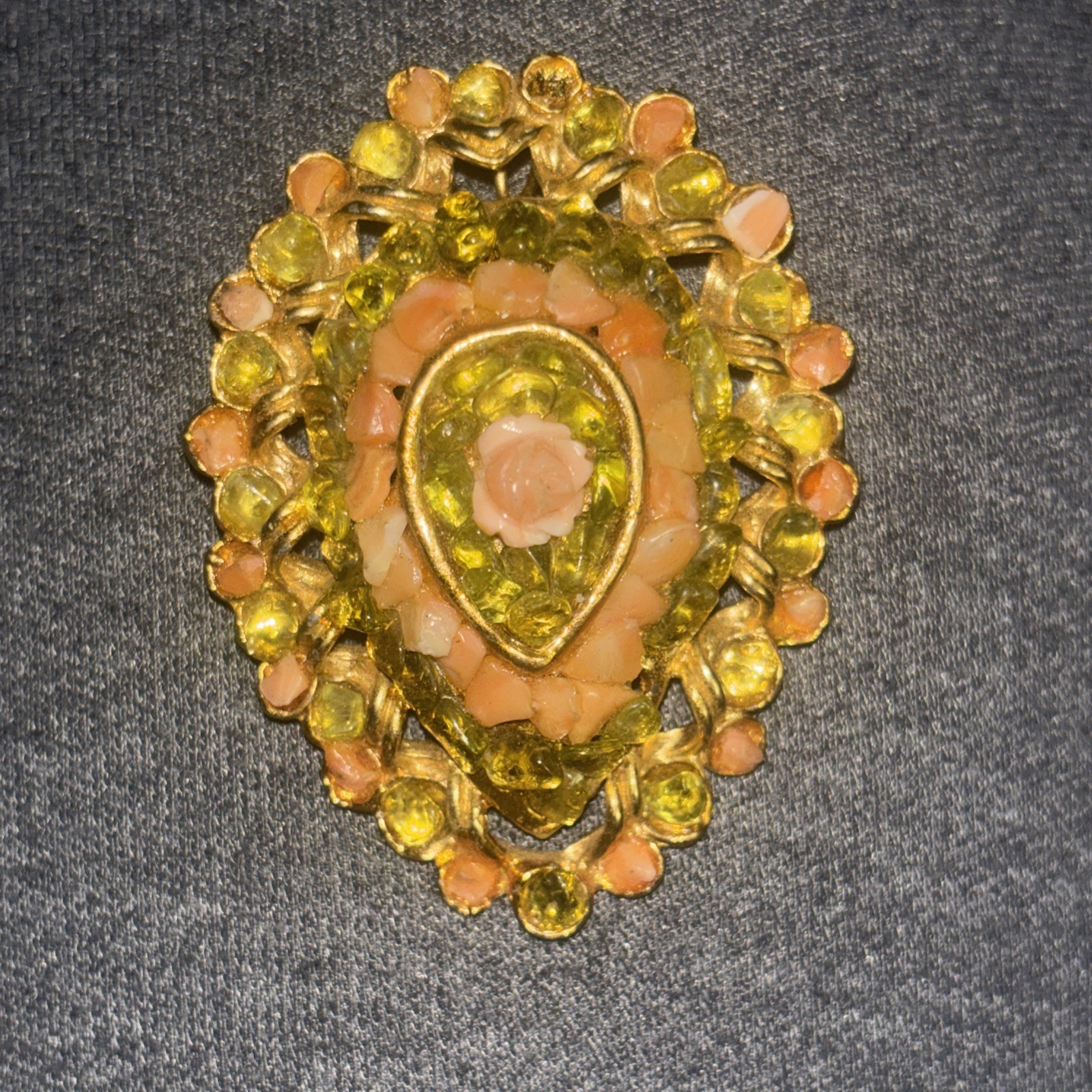 Brooch Peridot & Rose Quartz 22k Gold Plated Beautiful Unique Piece 58 x 45 mm