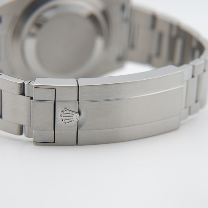 ROLEX Submariner Date 41 126610LV Warranty 2020