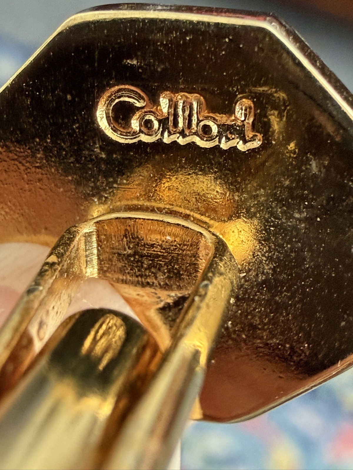 Vintage Gucci Heraldic Crest Cufflinks Gold & Black Enamel Rare Colibri Era Rare