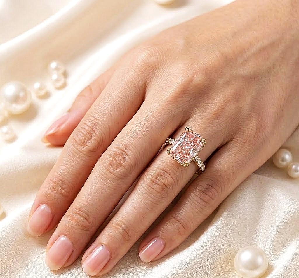 IGI Lab Grown Fancy Vivid Pink Diamond Ring 4.25 Ct Radiant Cut 14k Yellow Gold