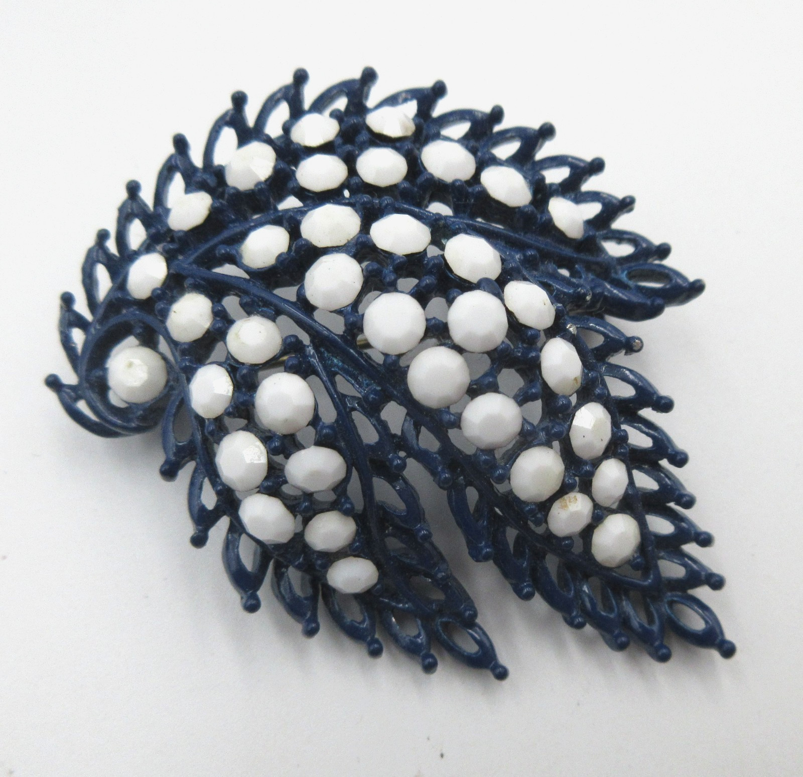 VTG BIG LARGE Blue white Bling LEAF Brooch Pin Matching Earrings list separately