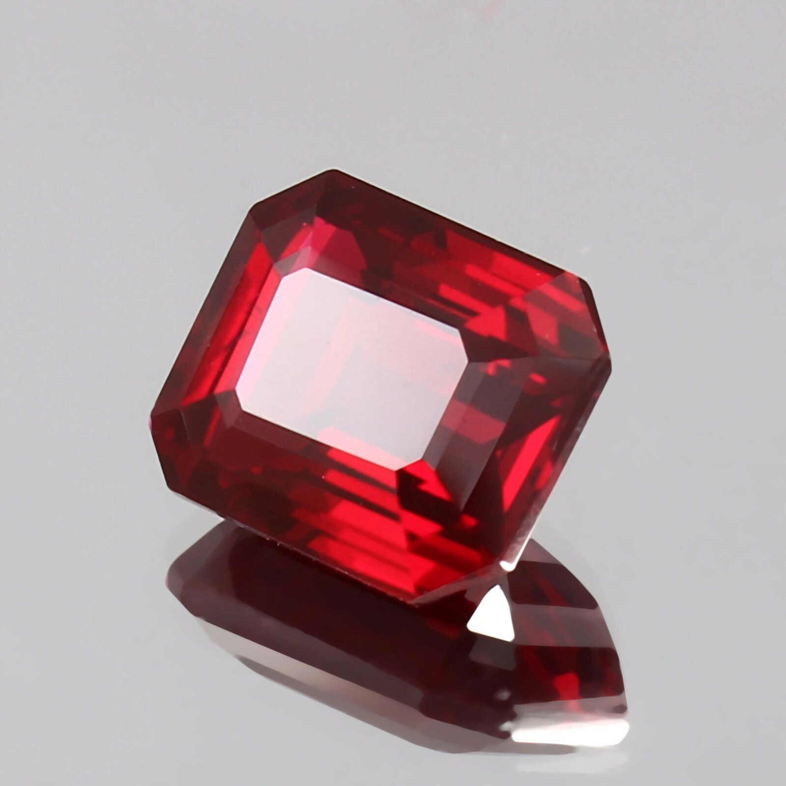 AAA 12×10 mm Natural Flawless Myanmar Red Painite Loose Radiant Cut Gemstone