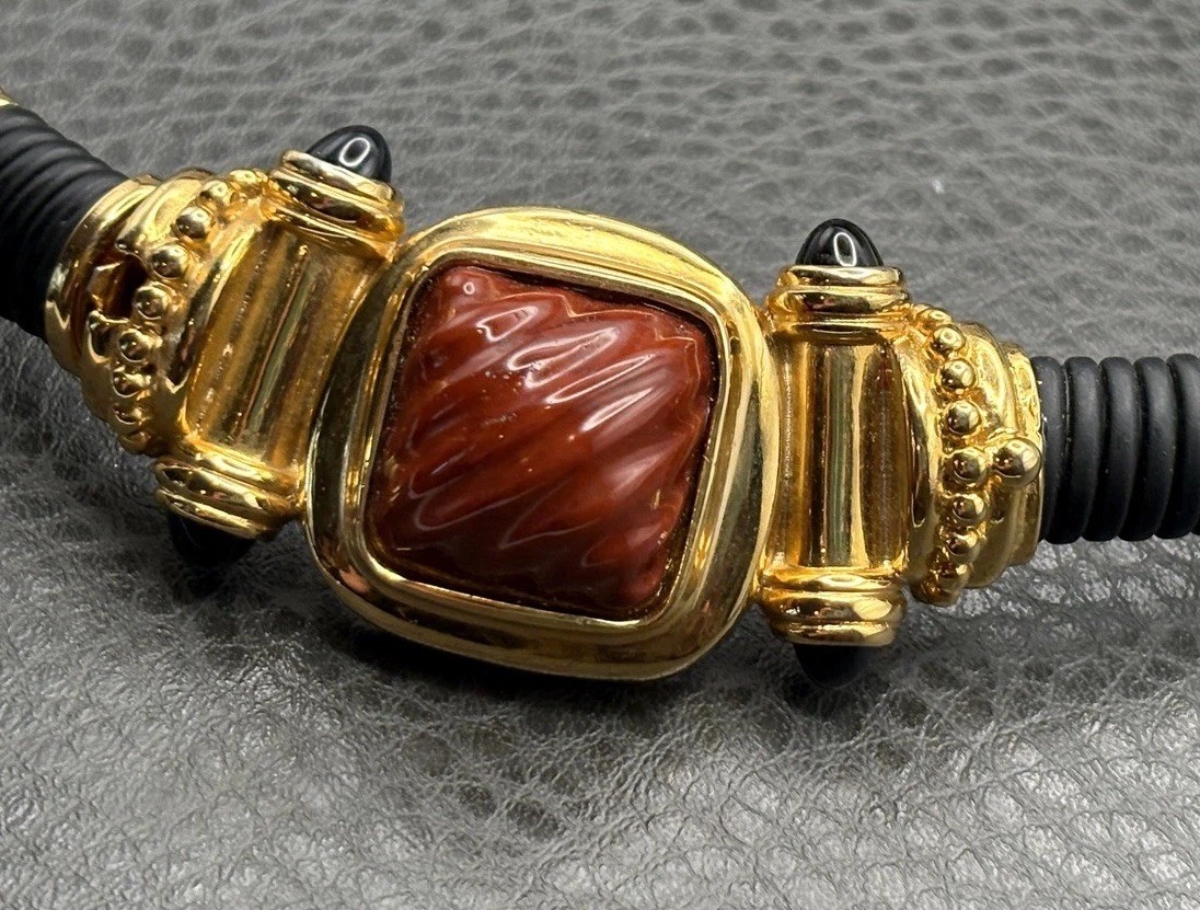 Francesca Romana 80s Vintage Etruscan Style Black Red Glass Omega Necklace 15”