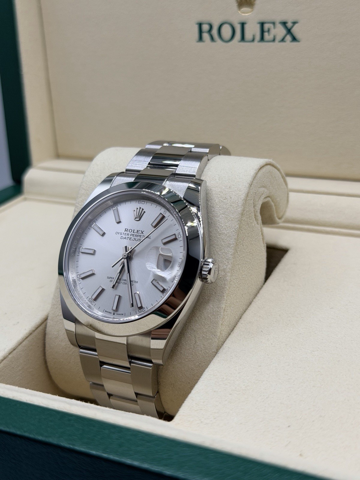 Rolex Datejust 41mm 126300 Silver Oyster Bracelet with Silver Bezel Full Set 26