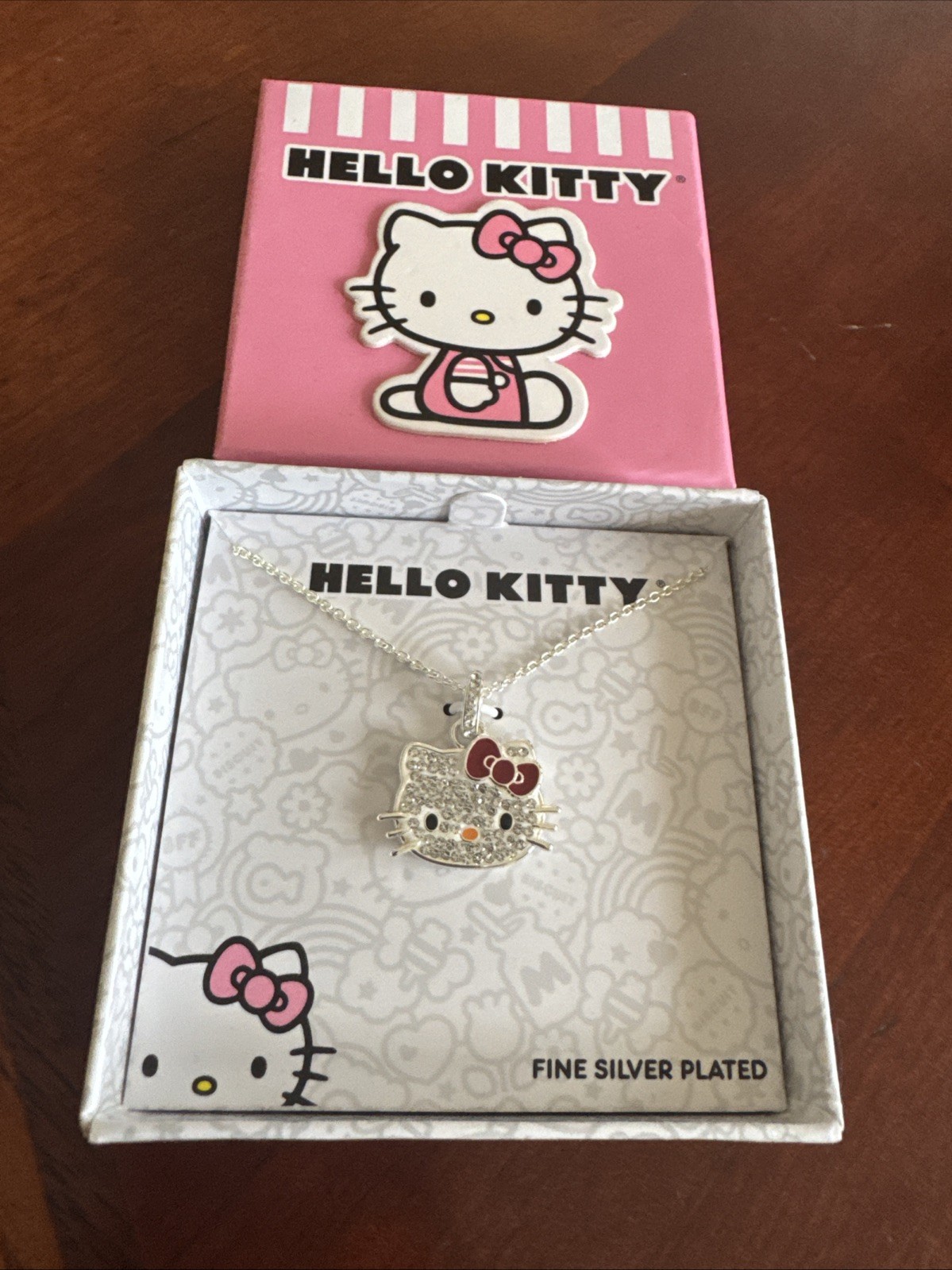 Hello Kitty Fine Silver Plated Heart necklace NEW
