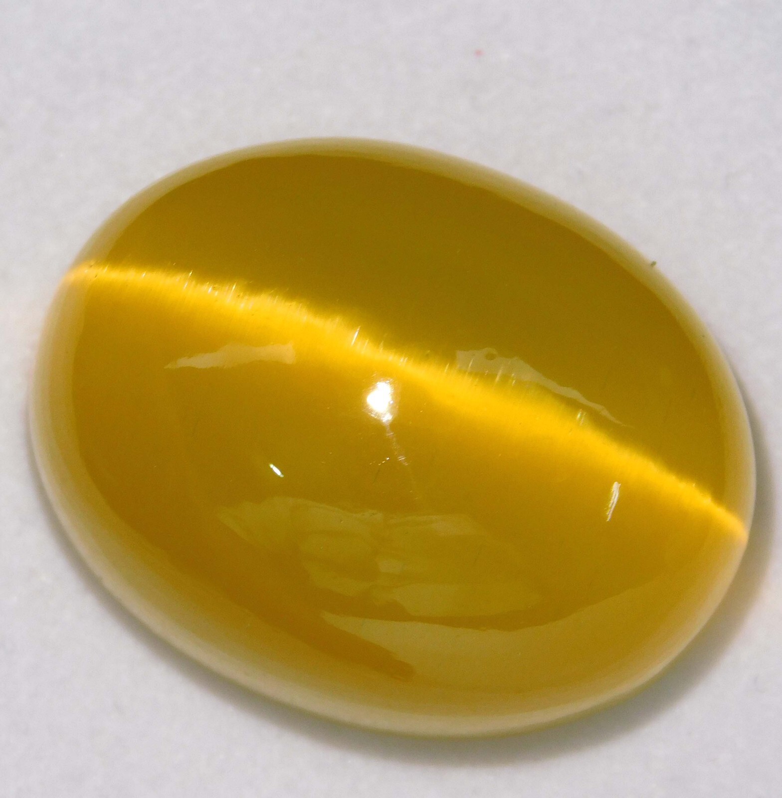 90.45 Ct Natural Chrysoberyl Yellow Cats Eye Oval Cabochon Cut Loose Gemstone