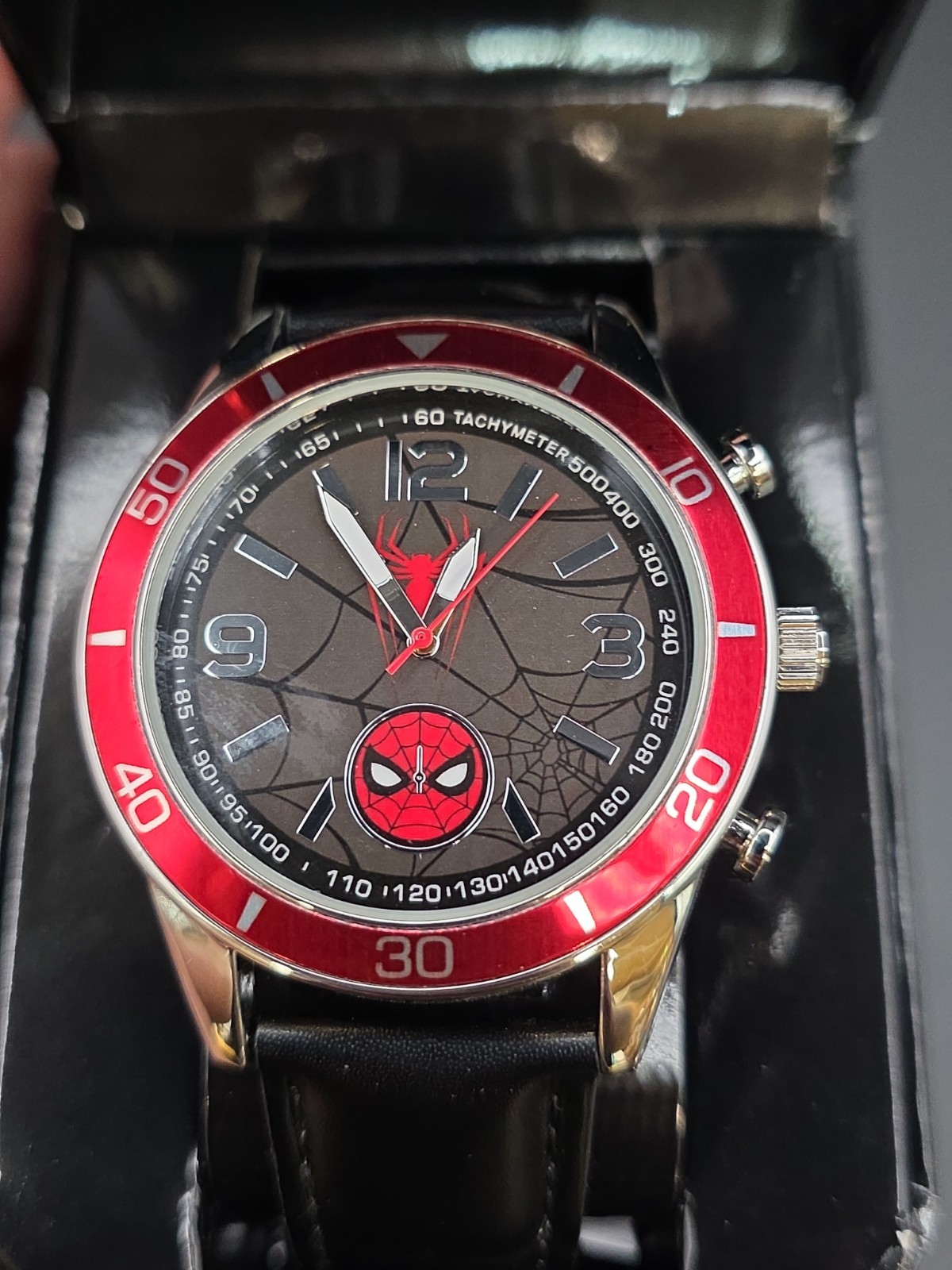 Marvel Spiderman Dial Quartz Wristwatch Black Strap Unisex w/Box