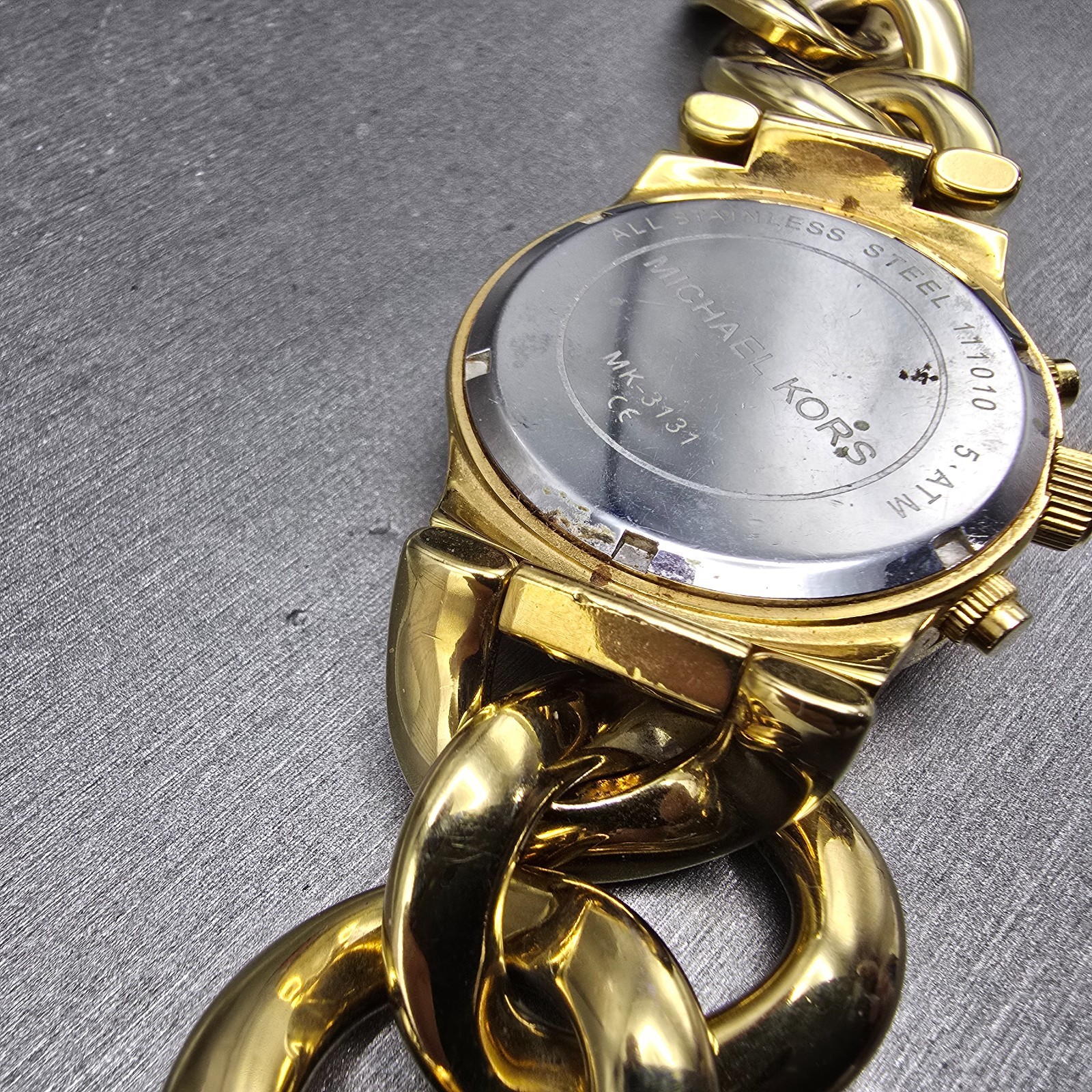 Michael Kors Runway Chronograph Watch Women 38mm Champagne Dial Gold Tone Runs