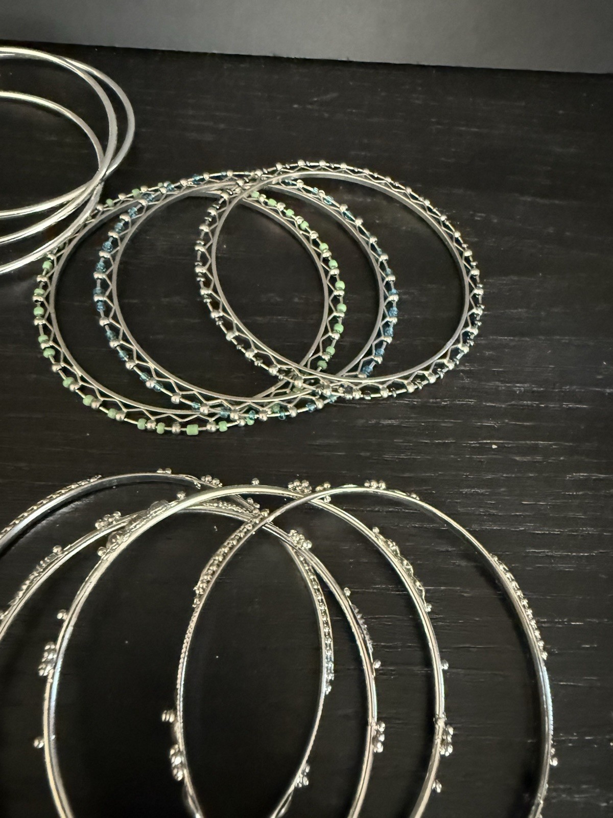 Lot Of 20+ Silver Tone Bangle Bracelets Thin Lightweight Stackable Textured