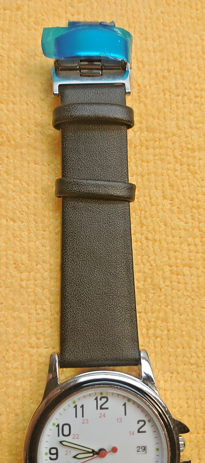 Accutime Easy Read Quartz,B&W dial,Black leather strap,Date,New Battery,Runs