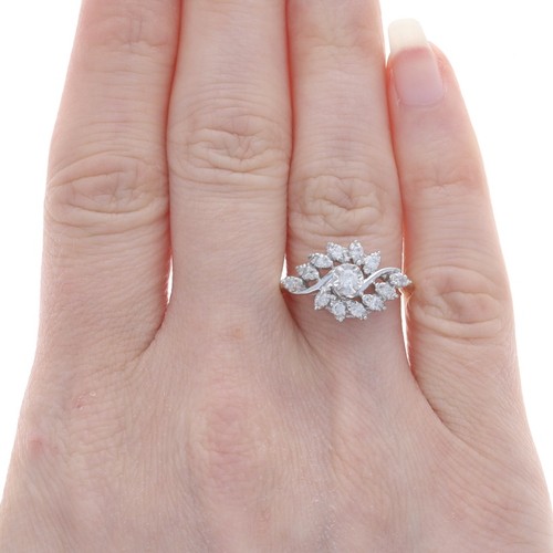 Yellow Gold Diamond Cluster Cocktail Ring – 14k Round Brilliant .25ctw Floral