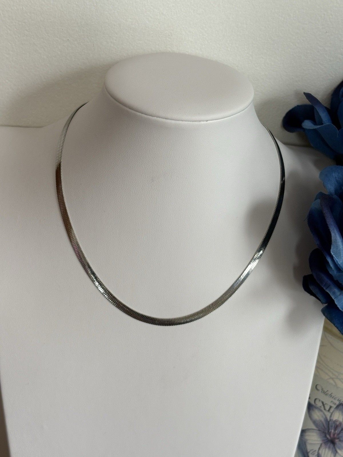 Silver Tone Herringbone Necklace NWOT