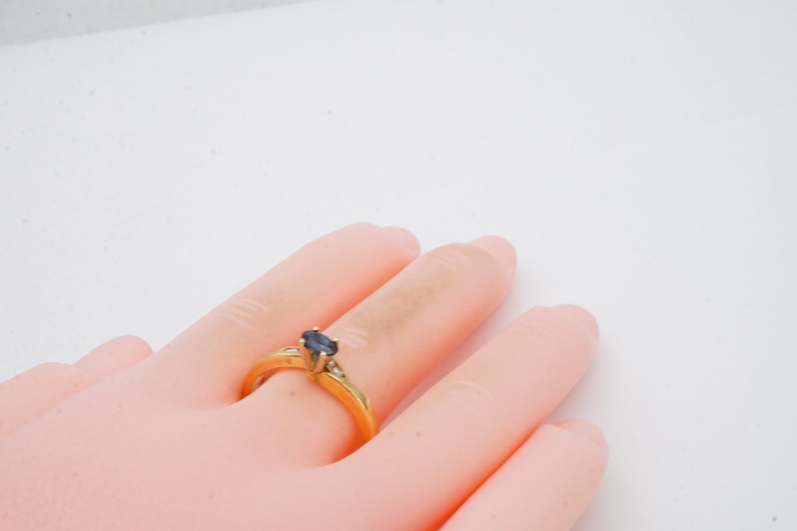 14k Yellow Gold Sapphire Diamond Ring Size 7.75 A2