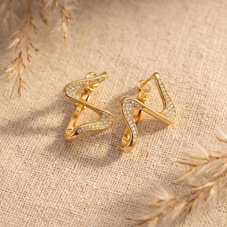 2.00Ct Round Moissanite Snake Wrap Stud Earrings D VVS1 14k Yellow Gold Plated