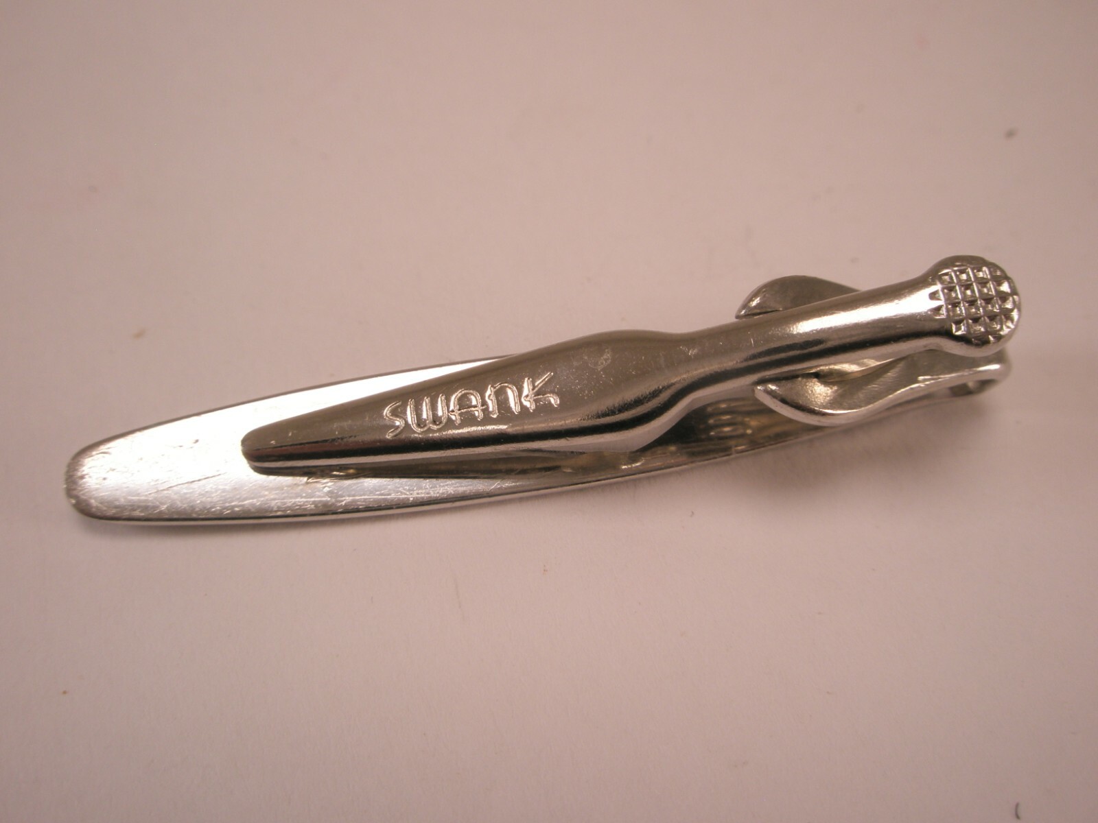 1-7/8″ Tapered Multi Textured Silver Tone Vintage SWANK Tie Bar Clip simple