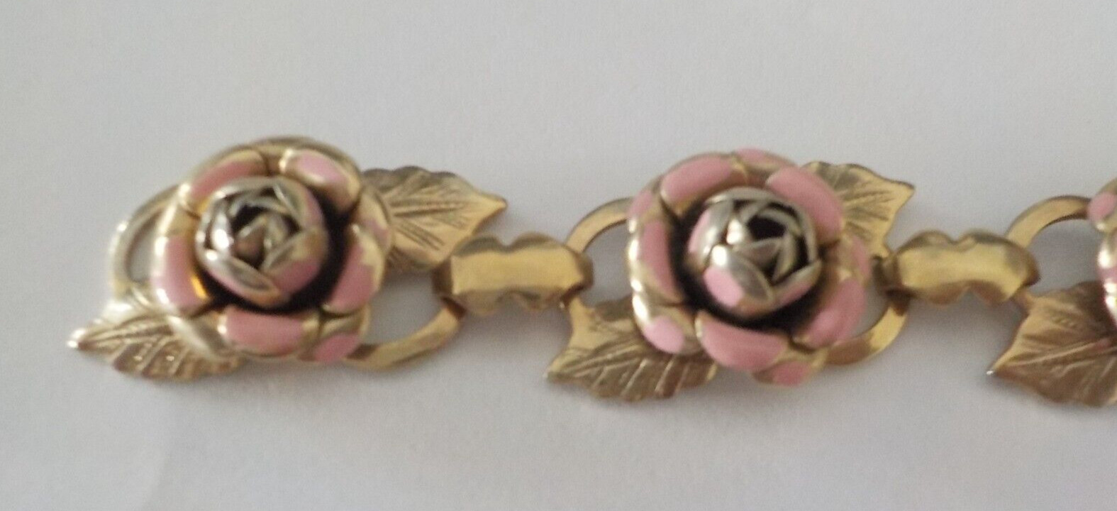 Vintage 1960’s Pink Rose Gold Bracelet 7″