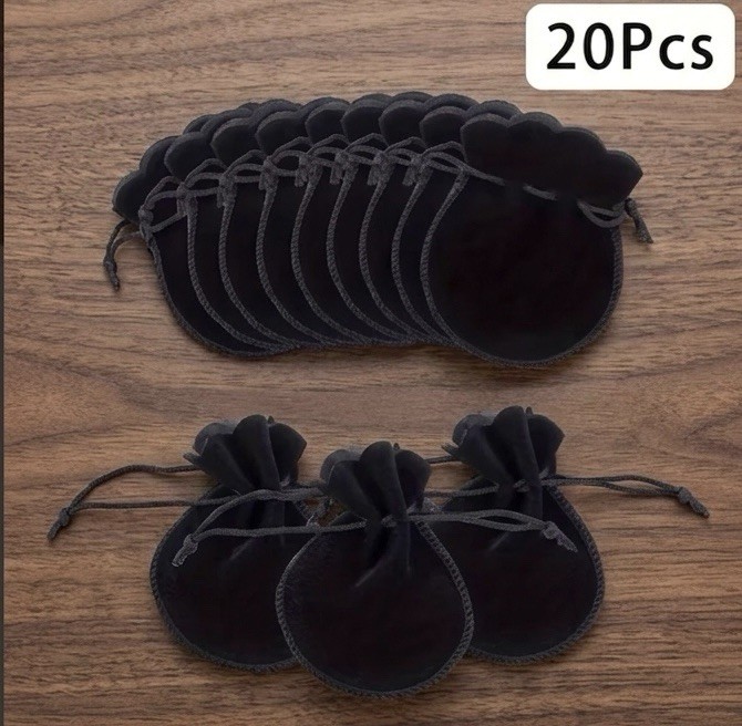 20pcs Black Velvet Drawstring Jewelry Pouches 2.8×3.5in for Necklace Bracelet