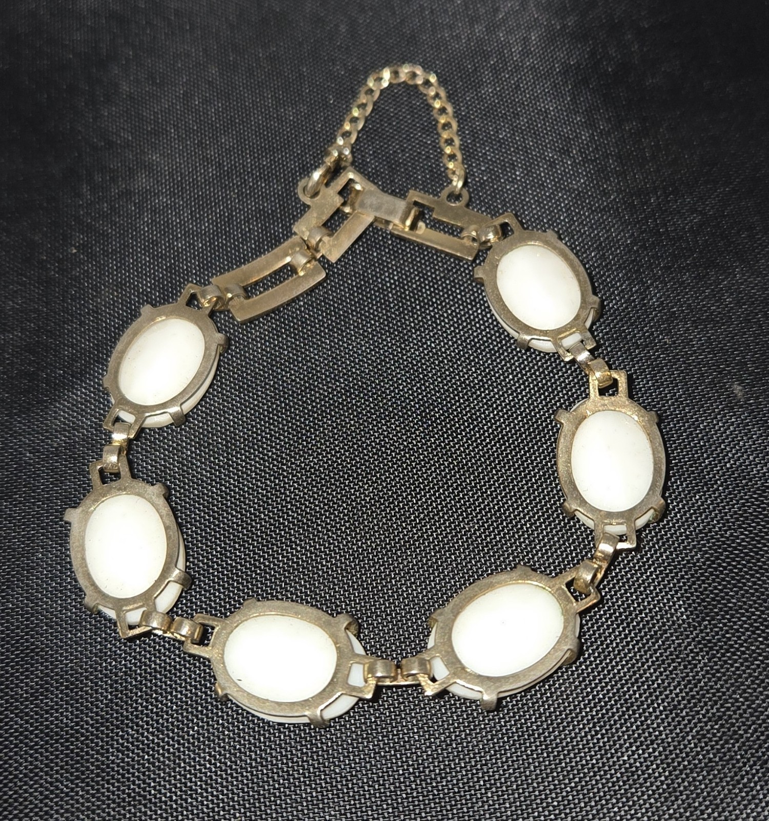 Vintage White Milk Glass Faceted Cabochon Bracelet Gold Tone with Safety Chain