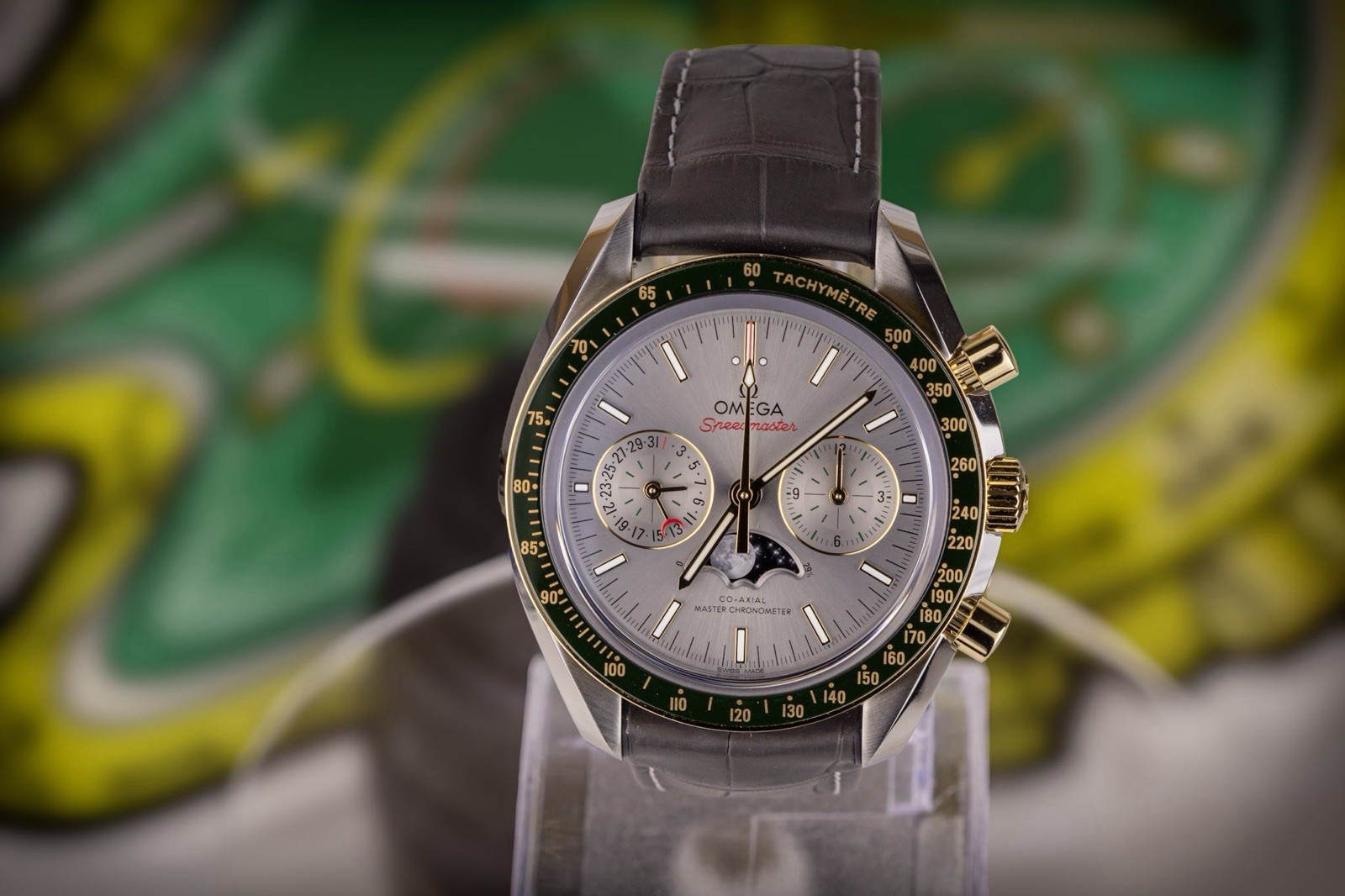 Omega Speedmaster Moonphase Co-Axial Master 304.23.44.52.06.001 2025 Complete