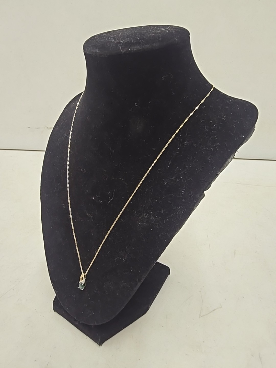 10k Yellow Gold 20″ Neckalce With 10k Emerald And Diamond Accent Pendant